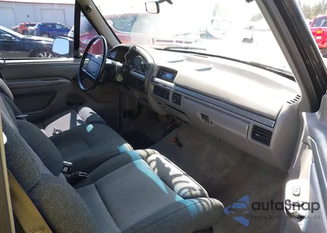 1995 Ford F150 from USA, damaged, VIN 1FTDF15R0SLA90622